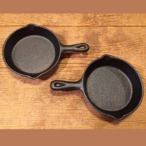 Two (2) Old Mountain Cast Iron Mini Skillet Spoon Rest 4 1/2" wide Two (2) 10137